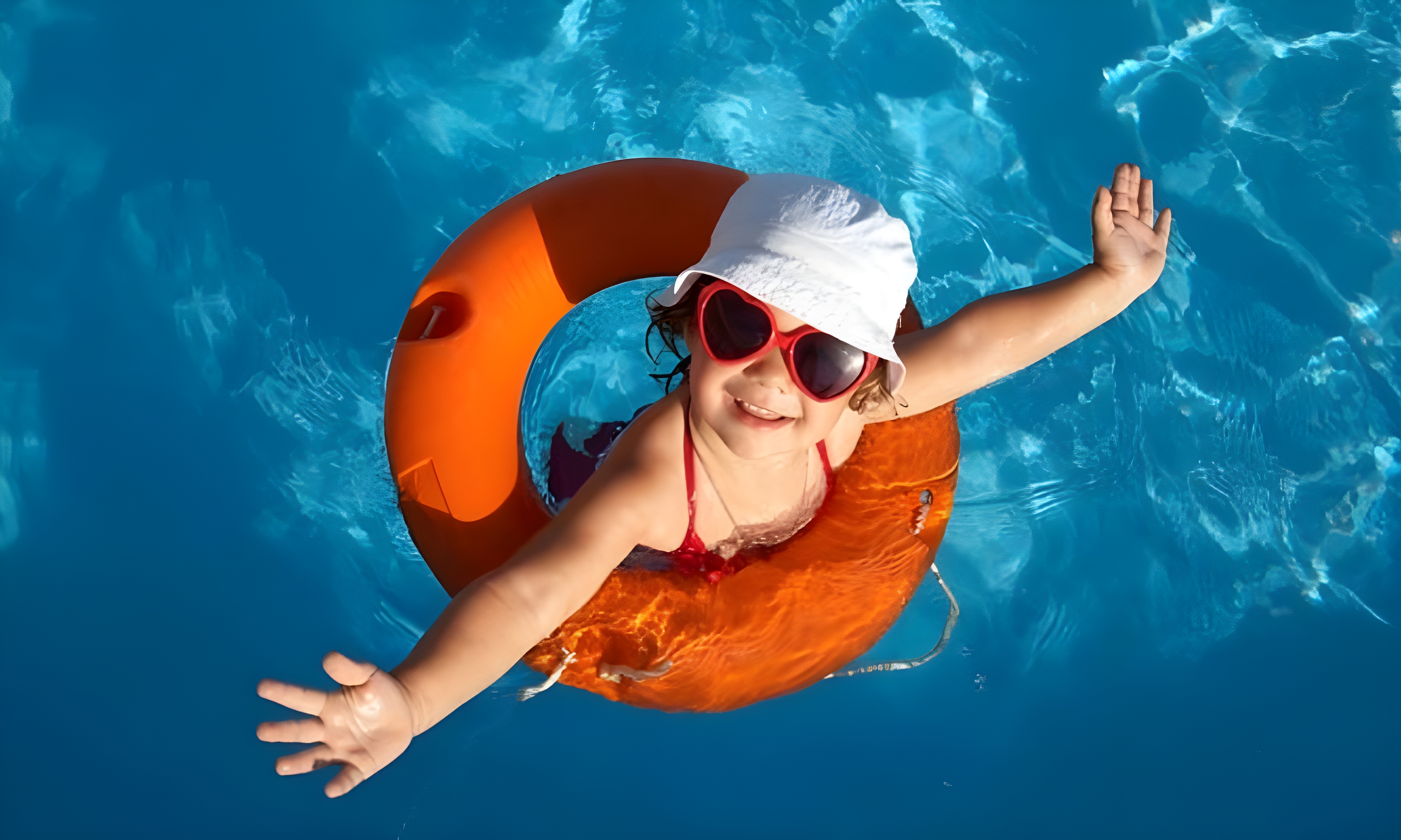 Swimming pool img: Infinity-edge swimming pool at The Address by GS